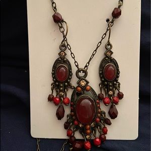 Kohl’s Earring & Necklace Set, Red